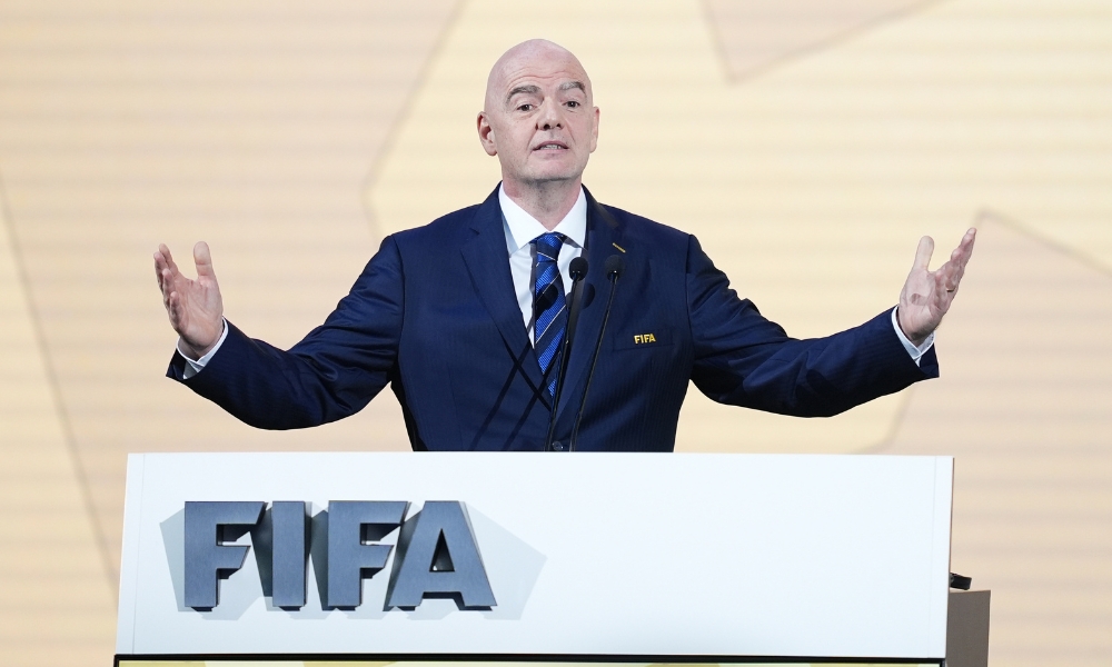 开云：杰特科术与羽总长期合作 每年拨10万元为10名学生球员提供奖学金.